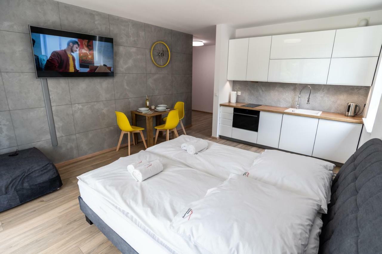 Apartamenty Amira W Kompleksie Apartamenty Piano Swieradow-Zdroj Luaran gambar
