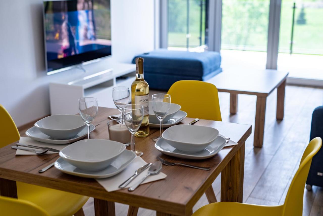 Apartamenty Amira W Kompleksie Apartamenty Piano Swieradow-Zdroj Luaran gambar